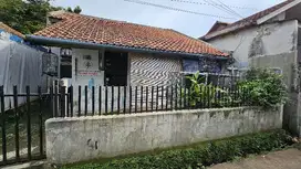 Dijual rumah tua jual harga tanah di kebon pedes