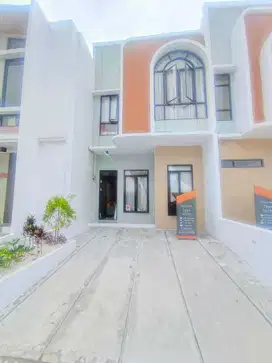 Rumah hunian minimalis Ciwastra Park