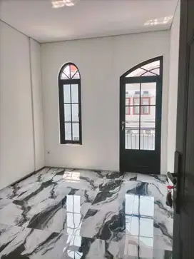 Rmh Siap Huni hadap Timur di Turangga Buahbatu dekat TSM kota Bandung