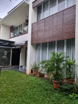 Jual Cepat BU Rumah Dlm Komplek Pondok Indah nempel Bukit golf Jaksel