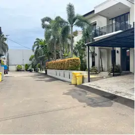 Dijual Rumah Kompleks Elite Cilandak LB 481+Swimming Pool