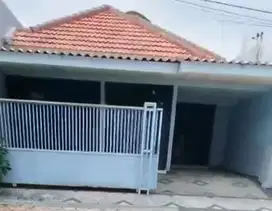 0079 - Dijual Rumah Nirwana Executive SHM 1,5 Lantai LT 160m KT 8 KM 2