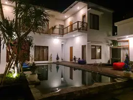 Dikual villa luxury lantai 2 peittenget