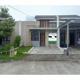 Disewakan rumah di east Portofino