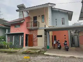 Disewakan Rumah 2 lantai dalam cluster di jl kaliurang Km 8 
