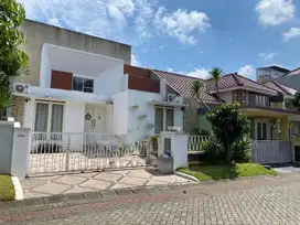 Disewakan Rumah Di VPT villa puncak tidar full furnish