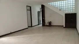 Sangat Murah Dijual Rumah Kokoh Pasteur Surya Sumantri Bandung Kota