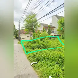 tanah strategis dan premium seturan cocok untuk kost