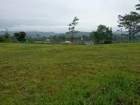 Tanah di Kota Baru Parahyangan, Kavling Luas View Danau