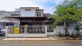 Turun Harga! Rumah 1LT Strategis di Kelapa Gading, Dekat MKG1