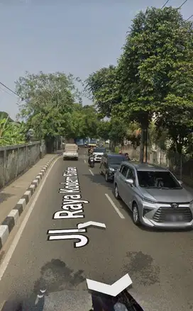 Rumah pinggir jalan raya bonus kios di Pesanggrahan Bintaro Jaksel