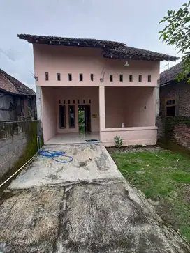 dIJUAL RUMAH SIAP HUNI