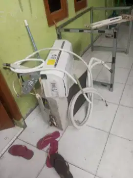 MENERIMA AC BEKAS SEGALA KONDISI