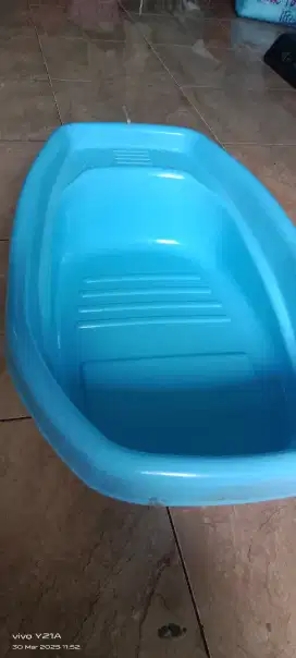 Tempat mandi bayi