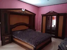 Bed set lengkap dengan lemari dan meja rias