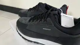 Sepatu Sneakers GEOX U DELRAY B WPF D (NEW) - Waterproof - Hitam