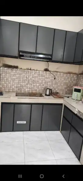 Kitchenset almunium acp fremless engsel slowmotion
