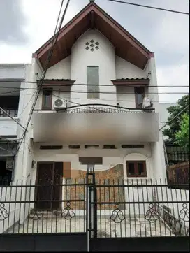 Dijual Rumah Siap Huni di Kedoya Jakarta Barat Bebas Banjir