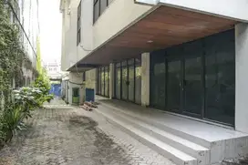 Gedung & Ruko jl Tidar Surabaya