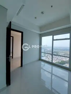 Dijual Apartemen Baru di Puri Mansion 3 Bedrooms Semi Furnished