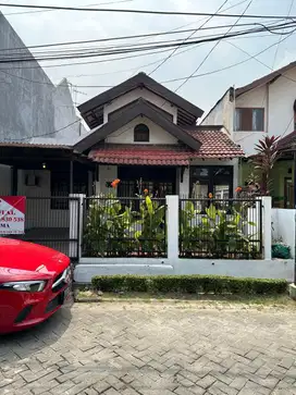 Dijual Rumah Siap Huni di Sektor 5 Bintaro Jaya