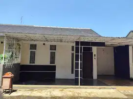 Turun Harga. Jual Rumah  siap Huni  Bumi Ciwastra Town House Bandung