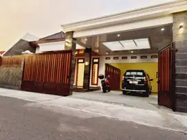 Rumah Mewah 261m² Baru Dekat Fave Hotel Manahan Solo