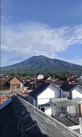 Rumah 2lantai Villa dijual Promo free private pool