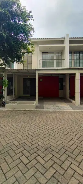 Jual rugi rumah 2 lantai bagus siap huni green village Tangerang