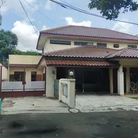Dijual BU Rumah 2-lantai Siap Huni dekat Gancit, Bintaro, Pondok Indah