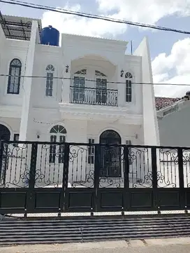 sisa 1 unit lagi Rumah Minimalis modern di Turangga