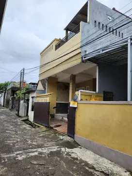 Vila Mewah dengan Pemandangan Sawah di Ubud, Bali
