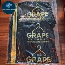 Kaos Uniqlo x Billie Eilish Black Original