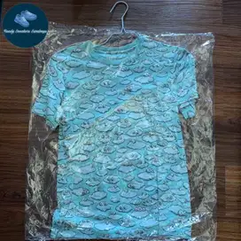Kaos Uniqlo x Kaws All Over Clouds Original