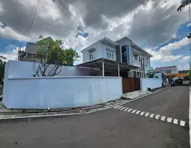 rumah mewah bagus luas siap huni dekat bamdara
