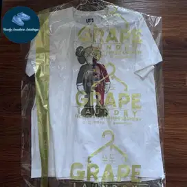 Kaos Uniqlo x Kaws Flayed White Original
