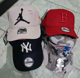 Topi Promo  Diobral Murah 4 Buah