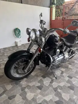 Soft tail Fatboy FLSTF 2013 Moge Harley
