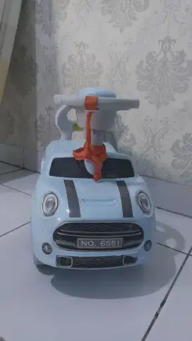 Mobil-mobilan *Toyskingdom