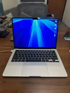 Macbook Air M2 like new beli 2024