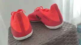 Sepatu futsal original Adidas X speedflow