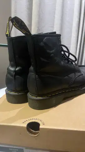 Docmart 1460 Black smooth