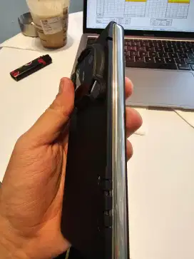 Huawei Mate X6 Red