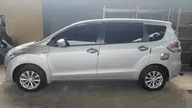 Suzuki Ertiga 2012 Bensin