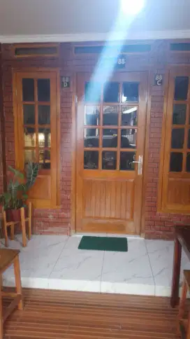 KOST NYAMAN DEKAT KEMANG