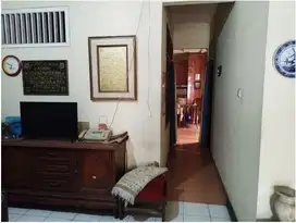 Jual cepat rumah  di Bintaro area sektor 5 tangerang selatan