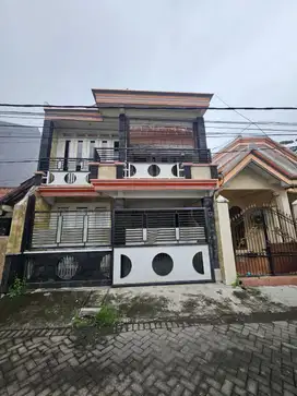 Rumah murah di bawah Pasar Simpang Darmo permai Selatan dekat Pakuwon