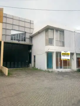 Jual Gudang  2 lt   Legundi  Sumo Estate