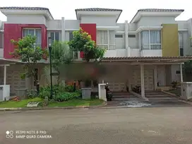 Rumah 2 Lantai SHM Bagus Selatan volta gading serpong