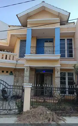 Dijual Cepat Rumah 2 Lantai Siap Pakai di Taman Kencana Jakarta Barat